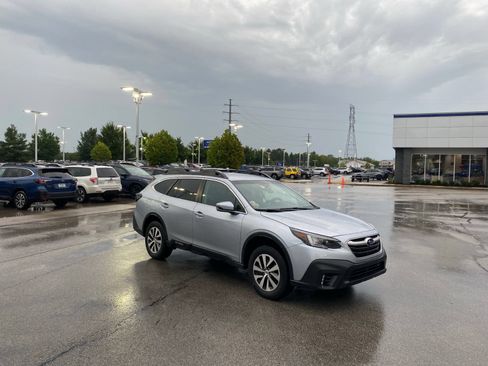 Used 2020 Subaru Outback Premium AWD/4WD image 11