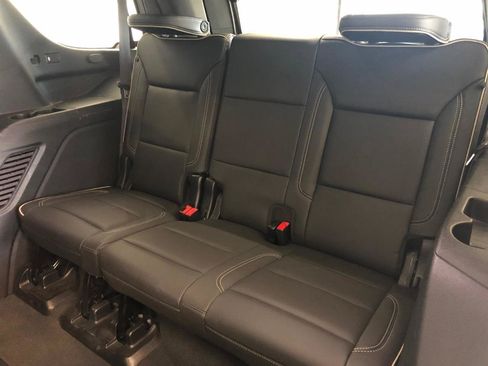 Used 2024 Chevrolet Tahoe Premier w/ Advanced Technology Package AWD/4WD image 11