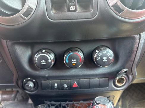 Used 2013 Jeep Wrangler Unlimited Sport AWD/4WD image 17