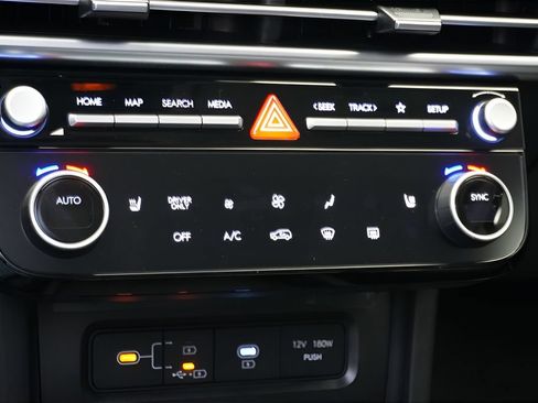 Used 2025 Hyundai Tucson SEL AWD/4WD image 21