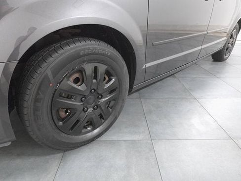 Used 2017 Dodge Grand Caravan SE w/ Power Window Group image 27