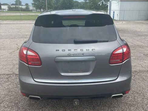 Used 2011 Porsche Cayenne S AWD/4WD image 7