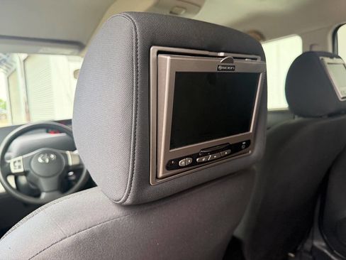 Used 2008 Scion xB image 23