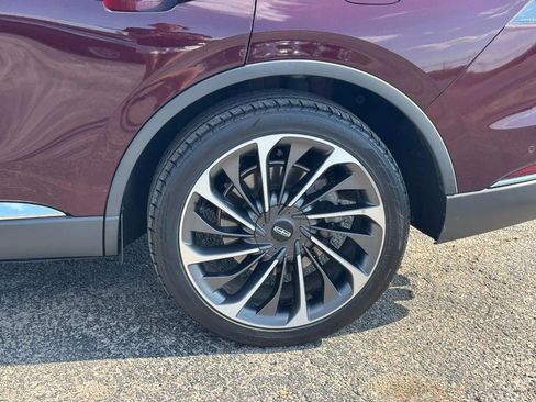 Used 2020 Lincoln Aviator Reserve w/ Equipment Group 202A image 11