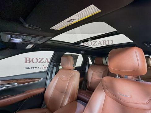 Used 2022 Cadillac XT5 Premium Luxury w/ Technology Package FWD image 27