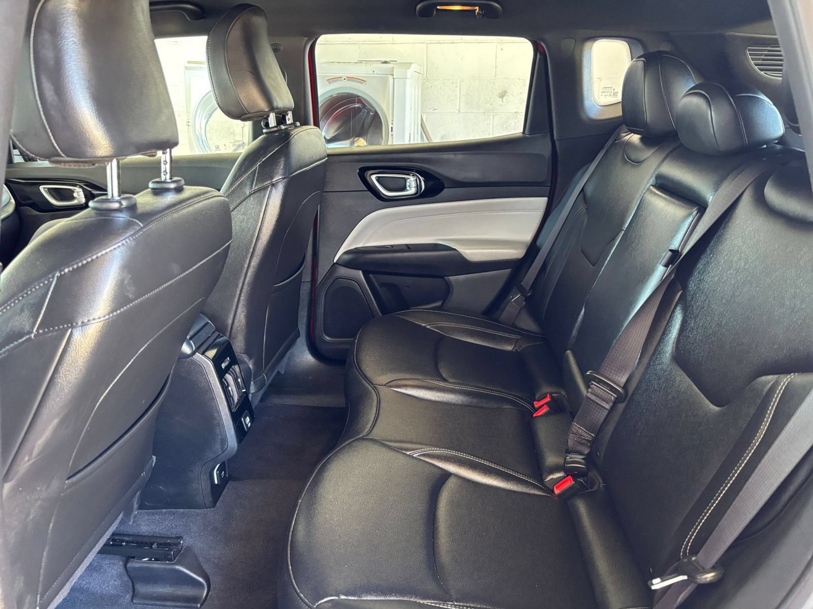 Used 2025 Jeep Compass Limited AWD/4WD image 26