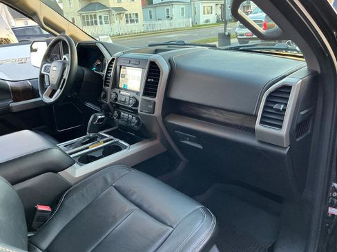 Used 2018 Ford F150 Lariat w/ Max Trailer Tow Package AWD/4WD image 23