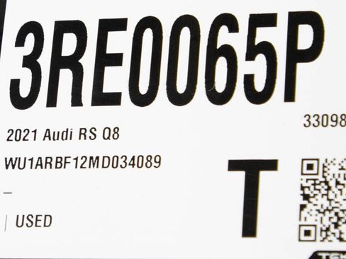 Used 2021 Audi RS Q8 w/ Carbon Optic Package AWD/4WD image 32
