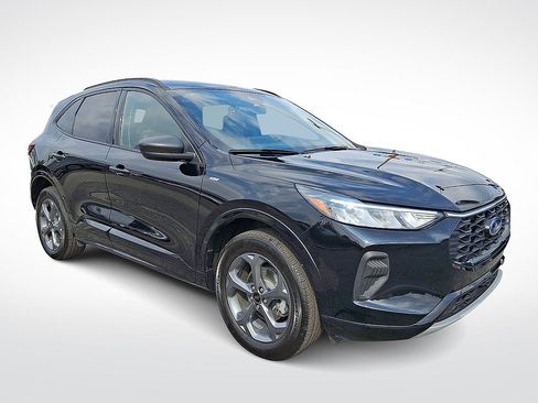 Certified 2024 Ford Escape ST-Line w/ Tech Pack #1 AWD/4WD image 1