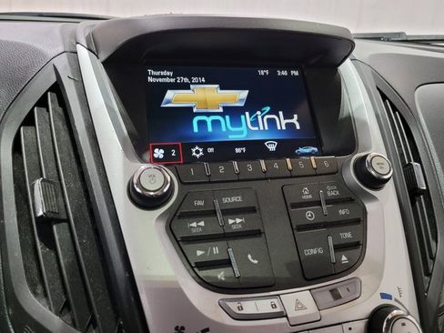 Used 2015 Chevrolet Equinox LT image 32