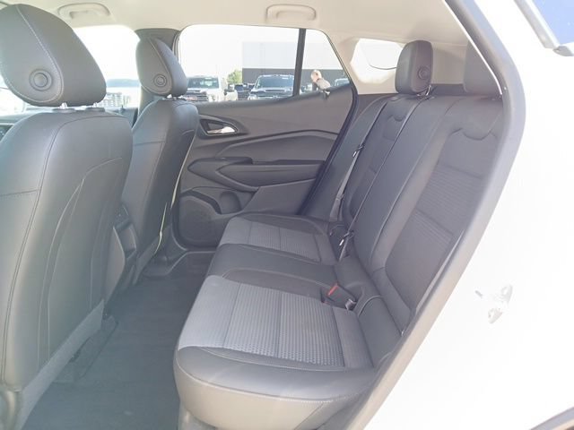 Used 2025 Chevrolet Trax LT w/ Driver Confidence Package FWD image 20