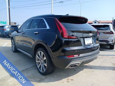 Used 2023 Cadillac XT4 Premium Luxury w/ Enhanced Visibility Package FWD image 7