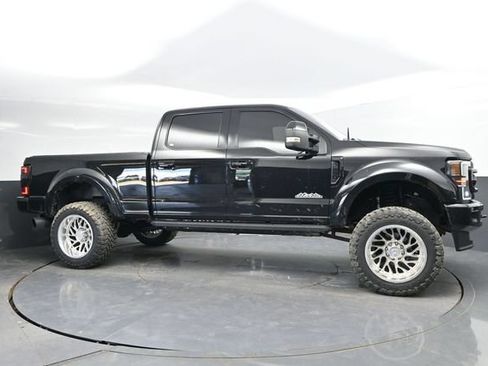 Used 2021 Ford F250 Lariat AWD/4WD image 3