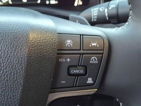 Used 2026 Toyota Camry SE w/ Convenience Package FWD image 14