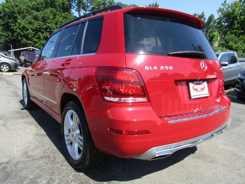 Used 2014 Mercedes-Benz GLK 250 BlueTEC 4MATIC image 5