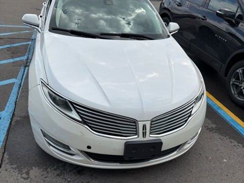 Used 2014 Lincoln MKZ AWD w/ Equipment Group 103A image 2