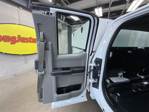 Used 2018 Ford F150 XL w/ Equipment Group 101A Mid RWD image 22