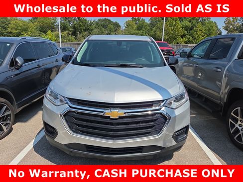 Used 2020 Chevrolet Traverse LS w/ LPO, Floor Liner Package FWD image 3