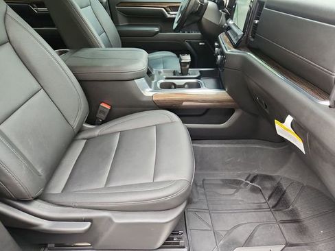 Used 2024 Chevrolet Silverado 1500 RST RWD image 28