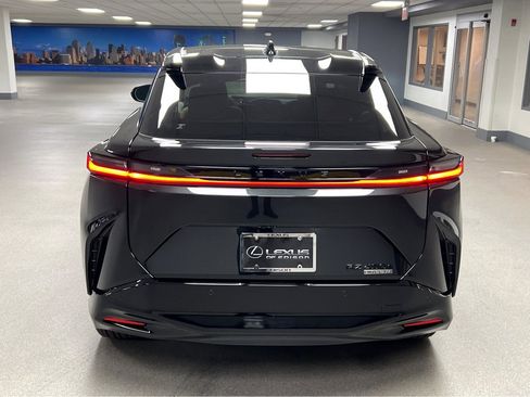 New 2026 Lexus RZ 450e AWD image 6