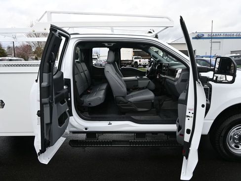 Used 2023 Ford F350 XL w/ XL Chrome Package image 30