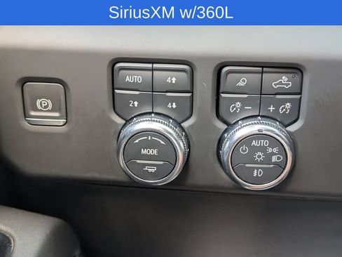 Used 2023 GMC Sierra 1500 AT4 w/ AT4 Premium Package AWD/4WD image 17