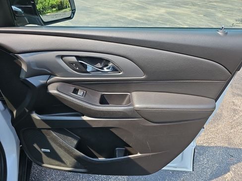 Used 2019 Chevrolet Traverse RS AWD/4WD image 14