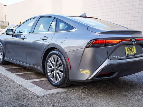 Used 2023 Toyota Mirai XLE w/ Advanced Technology Package image 8