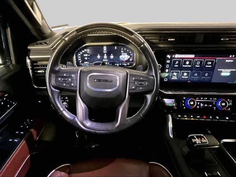 Used 2024 GMC Sierra 1500 Denali Ultimate AWD/4WD image 6