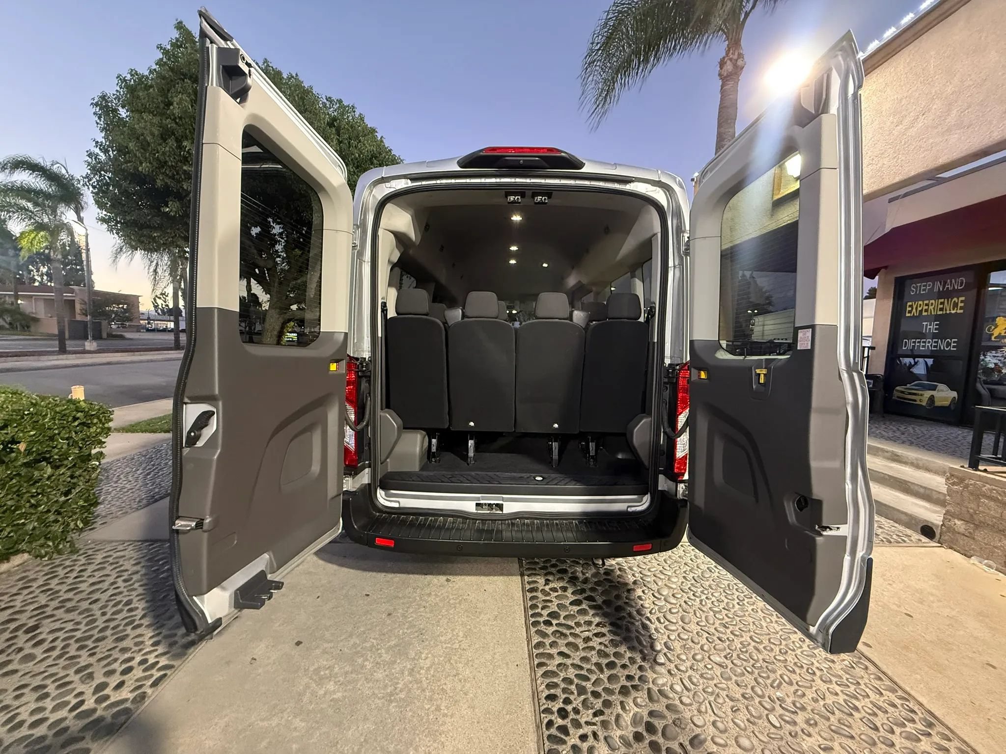 Used 2021 Ford Transit 350 XLT RWD image 16