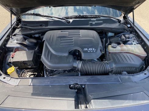 Used 2018 Dodge Challenger SXT Plus RWD image 30