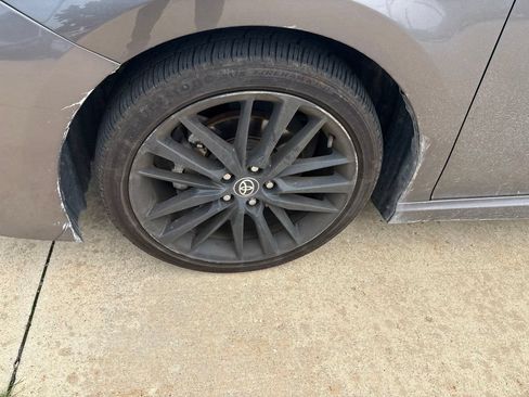 Used 2024 Toyota Camry XSE FWD image 10