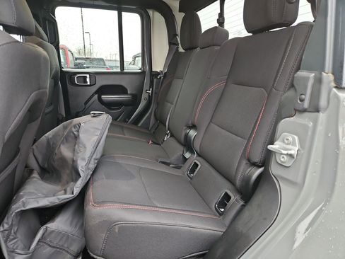 Used 2023 Jeep Gladiator Rubicon w/ LED Lighting Group image 30