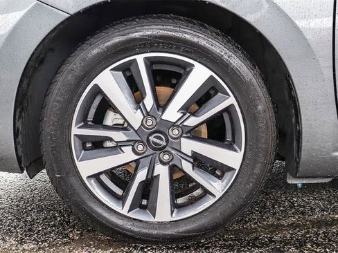 Used 2023 Nissan Versa SV image 11