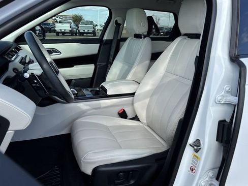 Used 2023 Land Rover Range Rover Velar R-Dynamic S image 19