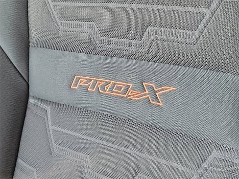 Used 2023 Nissan Frontier Pro-X w/ Technology Package image 15