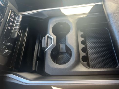 Used 2021 RAM 1500 Big Horn image 28