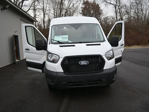 New 2026 Ford Transit 250 148 Medium Roof w/ Load Area Protection Package RWD image 70