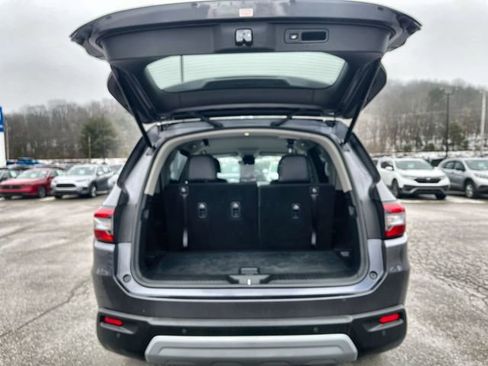 Used 2025 Honda Pilot EX-L image 21