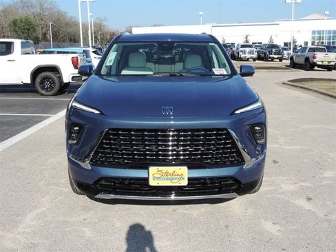 New 2026 Buick Enclave Avenir image 2