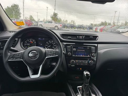 Used 2022 Nissan Rogue Sport S AWD/4WD image 4