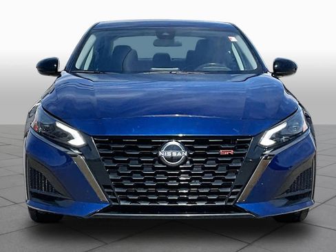 Used 2024 Nissan Altima 2.5 SR FWD image 4