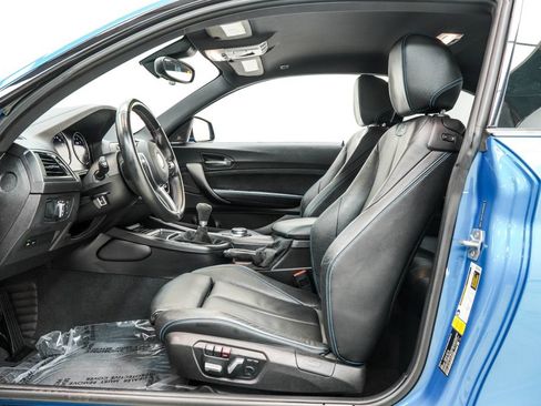 Used 2018 BMW M2 RWD image 16
