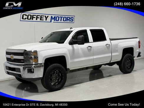 Used 2015 Chevrolet Silverado 2500 LTZ w/ Duramax Plus Package AWD/4WD image 1