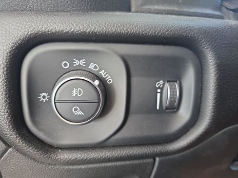 Used 2025 RAM 1500 Big Horn RWD image 25