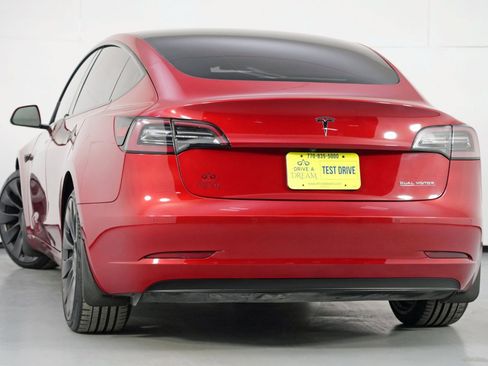 Used 2021 Tesla Model 3 Performance image 6