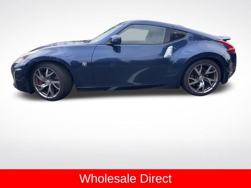 Used 2013 Nissan 370Z Touring w/ Sport Pkg RWD image 6