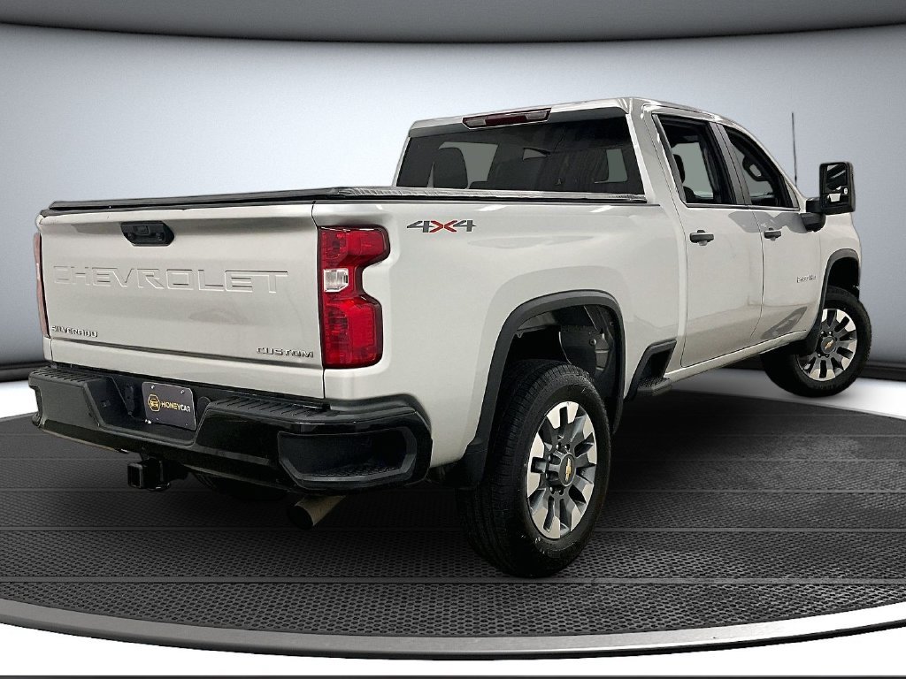 Used 2023 Chevrolet Silverado 2500 Custom w/ Custom Value Package AWD/4WD image 6