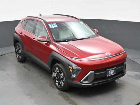 Used 2025 Hyundai Kona SEL AWD/4WD image 41