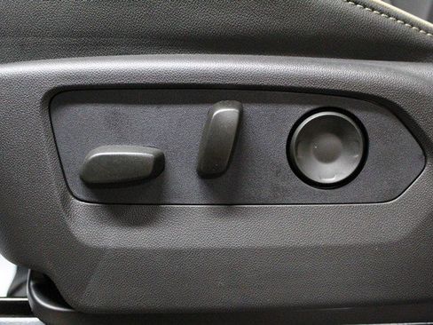 New 2026 GMC Yukon Elevation image 22